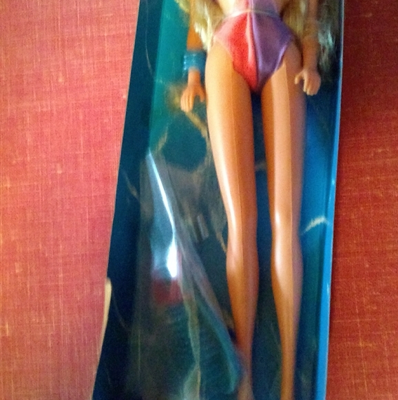 1989 Wet N Wild Barbie doll - Picture 5 of 8